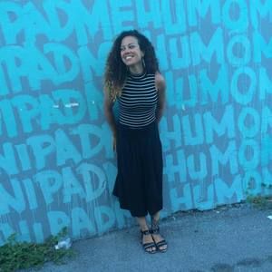 Meet your Posher, Mara